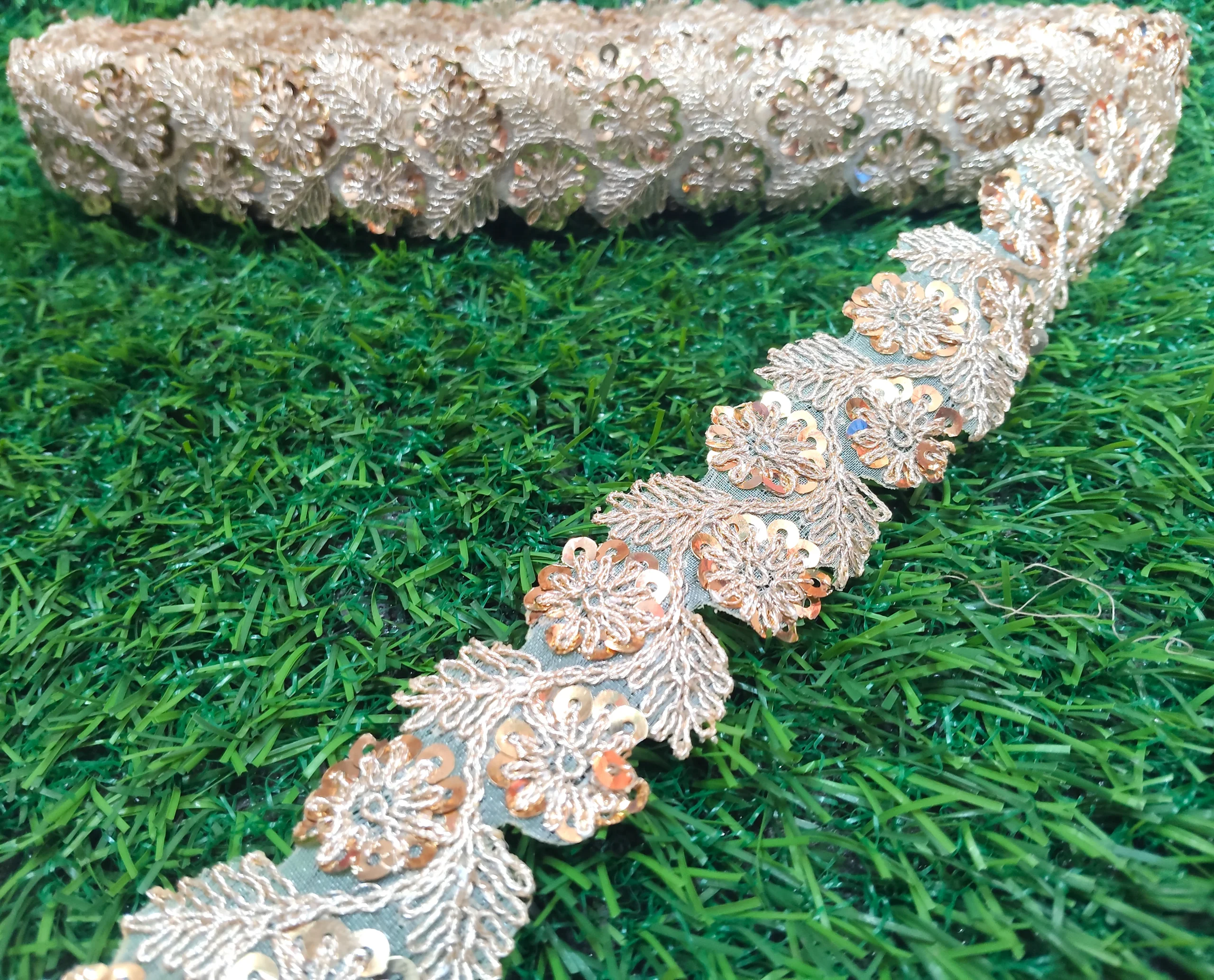 9 Meter Golden sequence saree lace Golden sequence saree lace